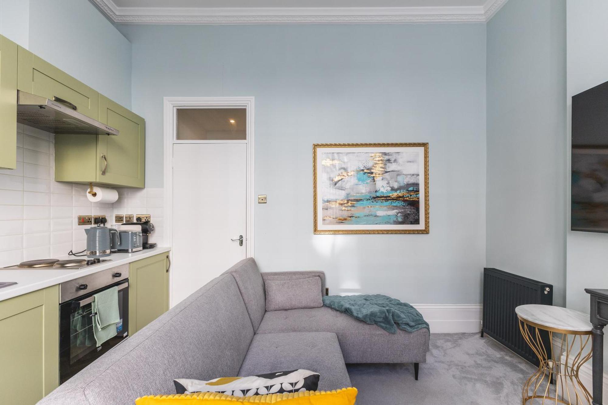 Chic Flat Near Buckingham Palace & Victoria Station Appartamento